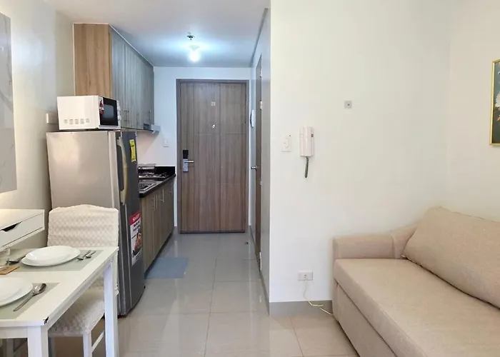 Executive Saver 1br Mall Of Airport Hotel 5*